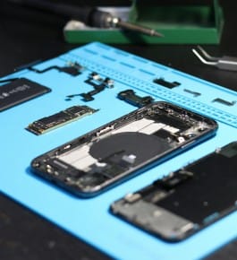 Phone repair service